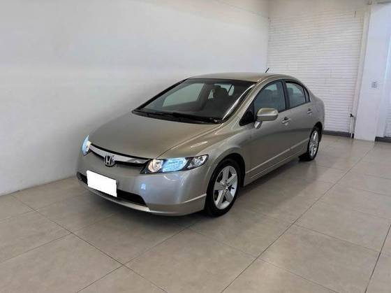 HONDA CIVIC 1.8 LXS 16V FLEX 4P AUTOMÁTICO