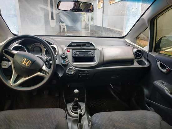 HONDA-FIT-1.4 LX 16V FLEX 4P MANUAL HONDA-FIT-2010