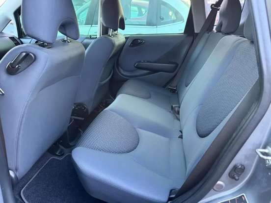 HONDA-FIT-2007