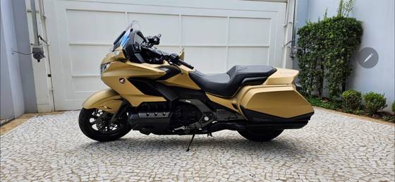 HONDA GL 1800 GOLD WING 