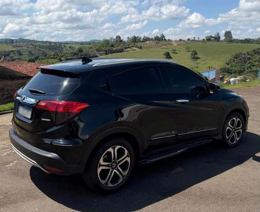 HONDA-HR-V-2015