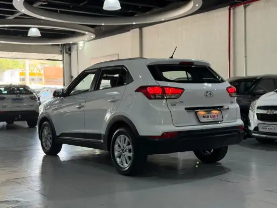 HYUNDAI-CRETA-2022