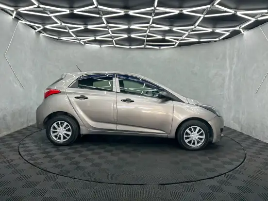 HYUNDAI-HB20-2018