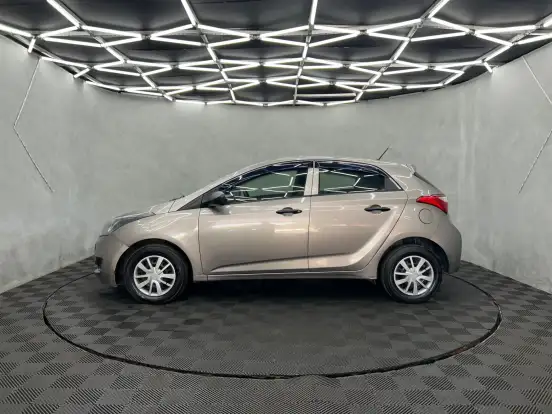 HYUNDAI-HB20-2018