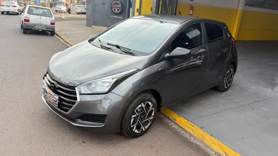 HYUNDAI HB20 1.0 COMFORT PLUS 12V FLEX 4P MANUAL