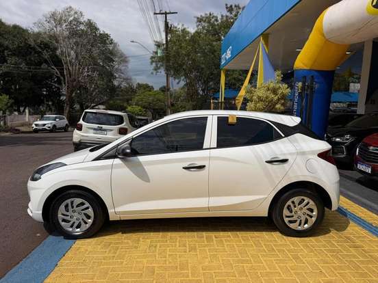 HYUNDAI-HB20-2021