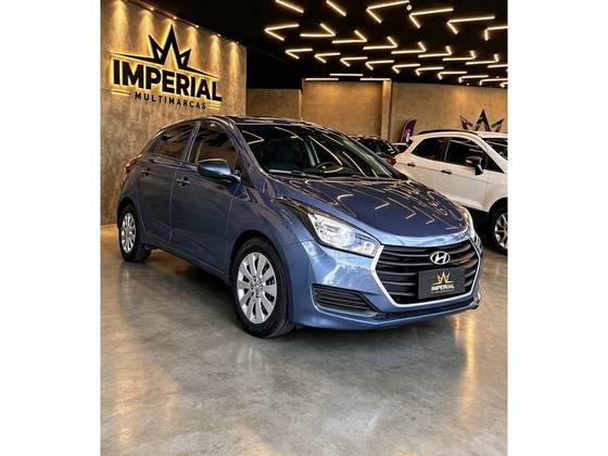 HYUNDAI HB20 1.0 COMFORT PLUS 12V FLEX 4P MANUAL