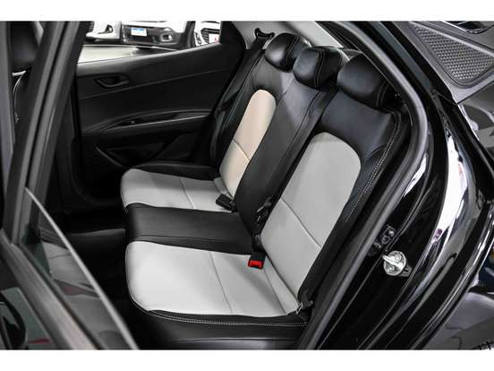 HYUNDAI-HB20-2024