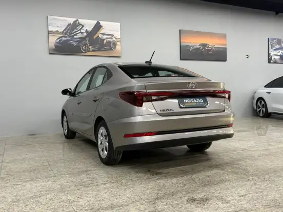 HYUNDAI-HB20S-2023