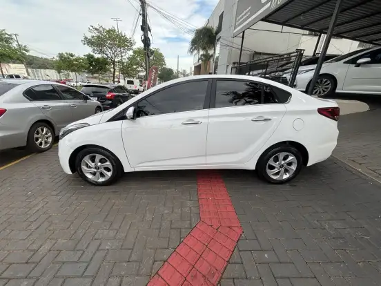 HYUNDAI-HB20S-1.6 PREMIUM 16V FLEX 4P AUTOMÁTICO HYUNDAI-HB20S-2016