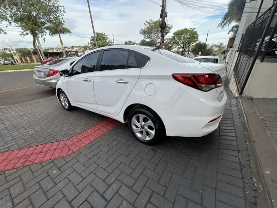 HYUNDAI-HB20S-1.6 PREMIUM 16V FLEX 4P AUTOMÁTICO HYUNDAI-HB20S-2016
