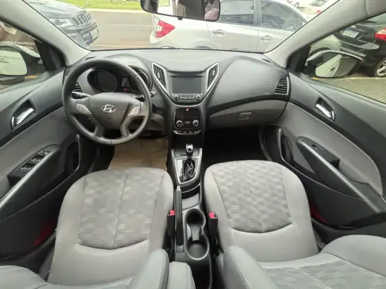HYUNDAI-HB20S-1.6 PREMIUM 16V FLEX 4P AUTOMÁTICO HYUNDAI-HB20S-2016