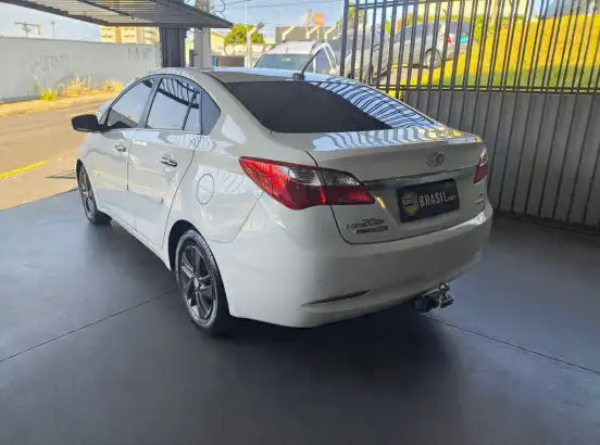 HYUNDAI-HB20S-2015