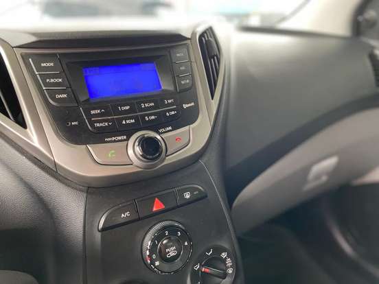 HYUNDAI-HB20S-2014