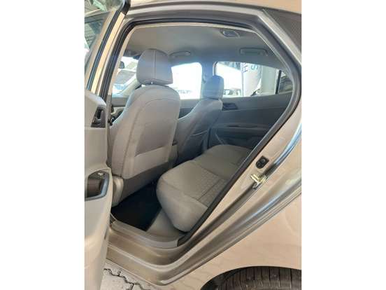 HYUNDAI-HB20S-2025