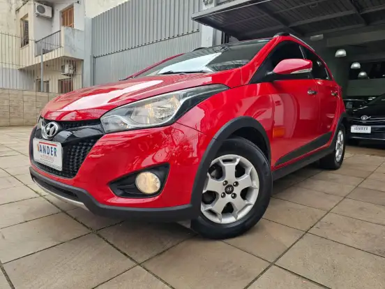 HYUNDAI-HB20X-1.6 16V PREMIUM FLEX 4P AUTOMÁTICO HYUNDAI-HB20X-2015