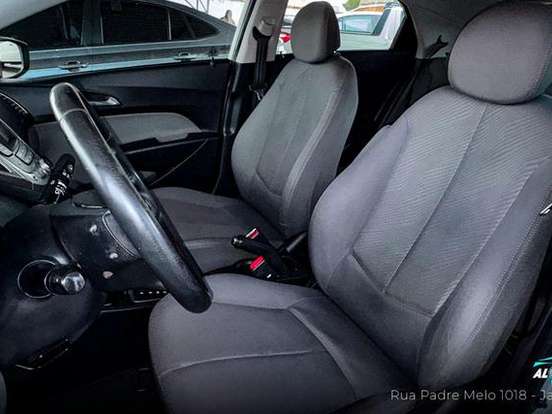 HYUNDAI-HB20X-1.6 16V PREMIUM FLEX 4P AUTOMÁTICO HYUNDAI-HB20X-2013
