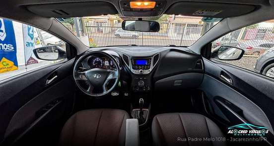 HYUNDAI-HB20X-2013