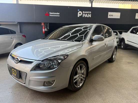 HYUNDAI-I30-2010