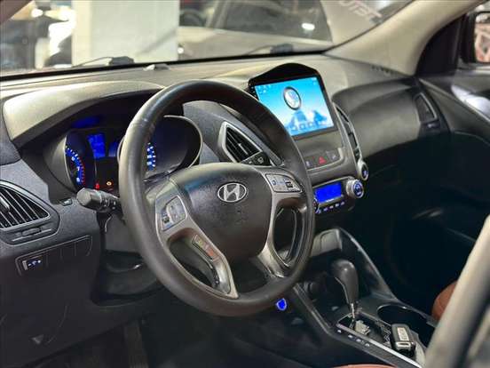 HYUNDAI-IX35-2.0 MPFI GLS 4X2 16V GASOLINA 4P AUTOMÁTICO HYUNDAI-IX35-2012