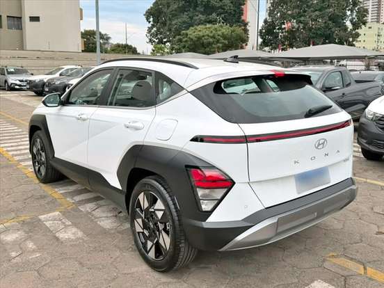 HYUNDAI-KONA-2025