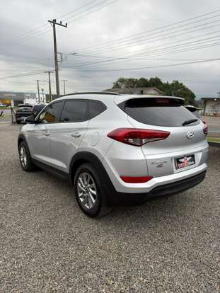 HYUNDAI-TUCSON-2017