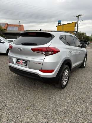 HYUNDAI-TUCSON-2017