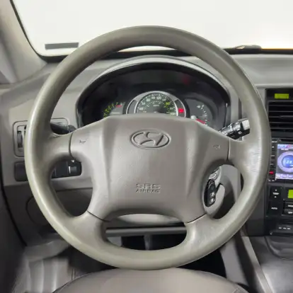 HYUNDAI-TUCSON-2012