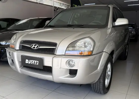 HYUNDAI TUCSON 2.0 MPFI GLS 16V 143CV 2WD GASOLINA 4P AUTOMÁTICO