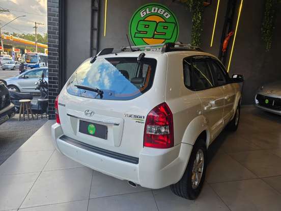 HYUNDAI-TUCSON-2.0 MPFI GLS 16V 143CV 2WD FLEX 4P AUTOMÁTICO HYUNDAI-TUCSON-2014