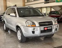HYUNDAI TUCSON 2.0 MPFI GLS 16V 143CV 2WD FLEX 4P AUTOMÁTICO HYUNDAI TUCSON 2.0 MPFI GLS 16V 143CV 2WD FLEX 4P AUTOMÁTICO