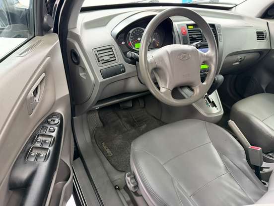 HYUNDAI-TUCSON-2.0 MPFI GLS 16V 143CV 2WD FLEX 4P AUTOMÁTICO HYUNDAI-TUCSON-2015