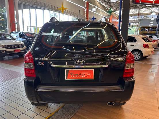 HYUNDAI-TUCSON-2012