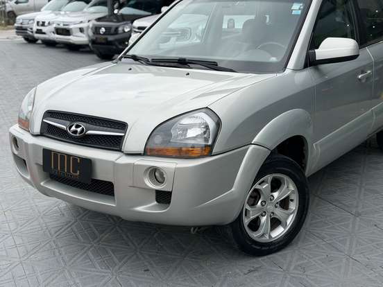 HYUNDAI-TUCSON-2013