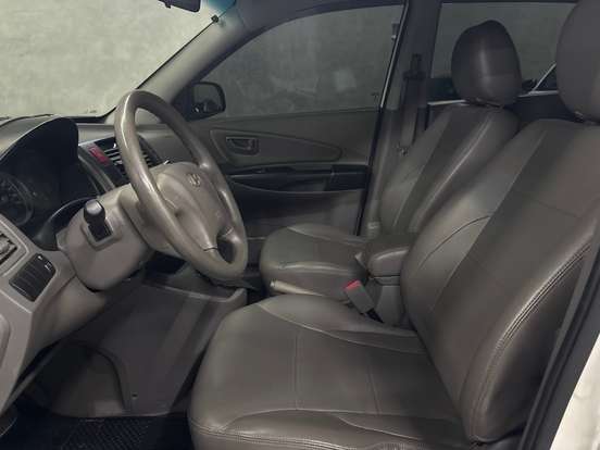 HYUNDAI-TUCSON-2.0 MPFI GLS BASE 16V 143CV 2WD FLEX 4P AUTOMÁTICO HYUNDAI-TUCSON-2015