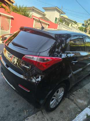 HYUNDAI-HB20-1.6 PREMIUM 16V FLEX 4P MANUAL HYUNDAI-HB20-2013