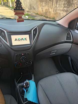 HYUNDAI-HB20-1.6 PREMIUM 16V FLEX 4P MANUAL HYUNDAI-HB20-2013