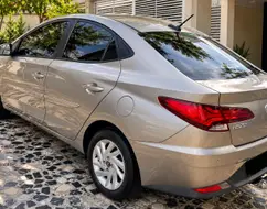 HYUNDAI HB20S 1.0 12V FLEX EVOLUTION MANUAL HYUNDAI HB20S 1.0 12V FLEX EVOLUTION MANUAL