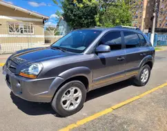 HYUNDAI TUCSON 2.0 MPFI GLS 16V 143CV 2WD FLEX 4P AUTOMÁTICO HYUNDAI TUCSON 2.0 MPFI GLS 16V 143CV 2WD FLEX 4P AUTOMÁTICO