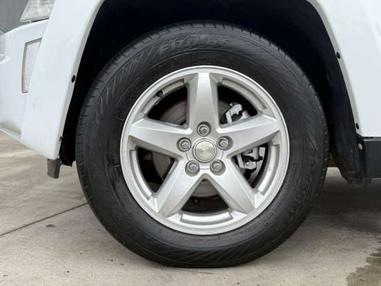 JEEP-CHEROKEE-3.7 LIMITED 4X4 V6 12V GASOLINA 4P AUTOMÁTICO JEEP-CHEROKEE-2012