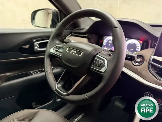 JEEP-COMMANDER-2024