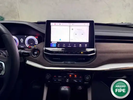 JEEP-COMMANDER-2024
