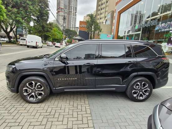 JEEP-COMMANDER-2024