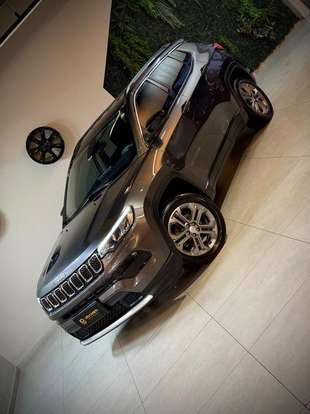 JEEP-COMMANDER-2024
