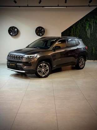 JEEP-COMMANDER-2024