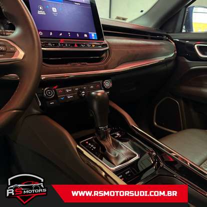 JEEP-COMMANDER-2022