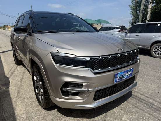 JEEP-COMMANDER-2022