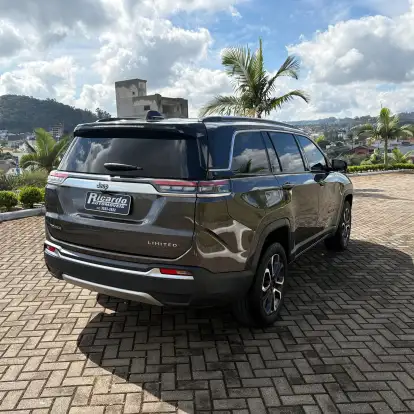 JEEP-COMMANDER-2024