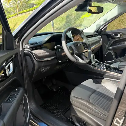 JEEP-COMMANDER-2024