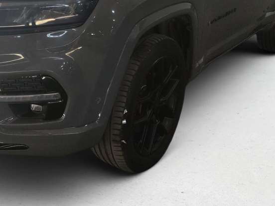 JEEP-COMMANDER-2.0 HURRICANE 4 TURBO GASOLINA BLACKHAWK AT9 JEEP-COMMANDER-2024